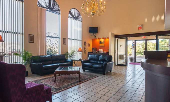 Hannibal Hotel | Motel 6 Hannibal, MO