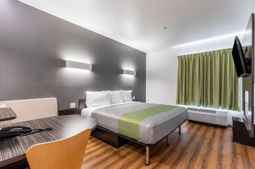 Las Vegas Hotel | Motel 6-Las Vegas, NV - Motor Speedway