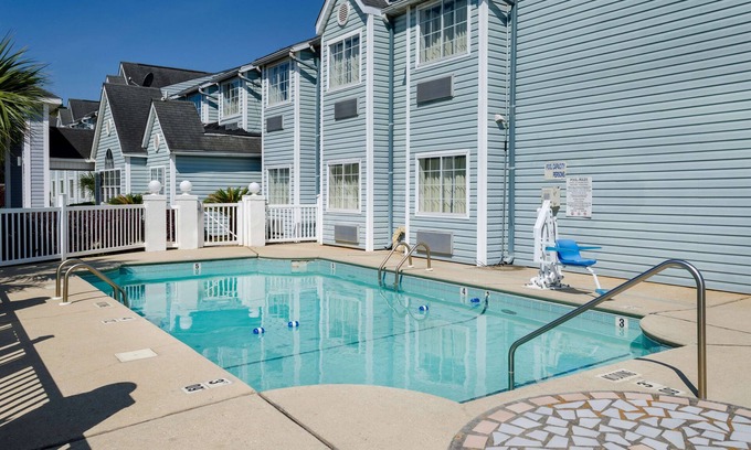 Tillmans Corner Hotel | Motel 6 Mobile, AL