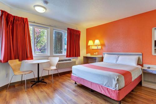 Rohnert Park Hotel | Motel 6-Rohnert Park, CA