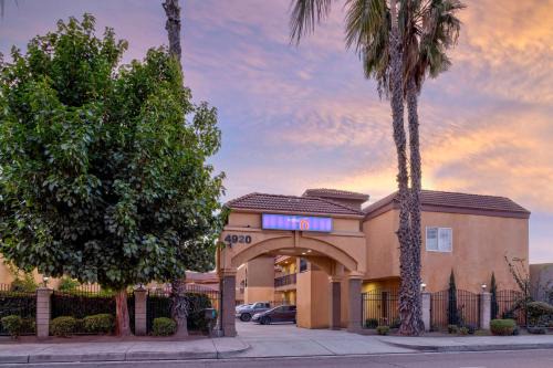 South Gate Hotel | Motel 6 South Gate CA