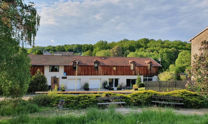Portieux House | Moulin à Eau Le Pilan * Pizza oven, table soccer, table tennis, swimming pool, spa, sauna