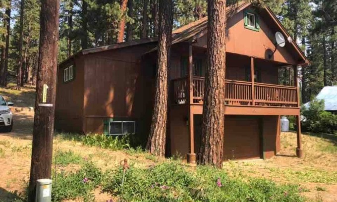 Calpine Cabin | Mountain Cabin with WiFi. Enjoy this quiet small-townnretreat