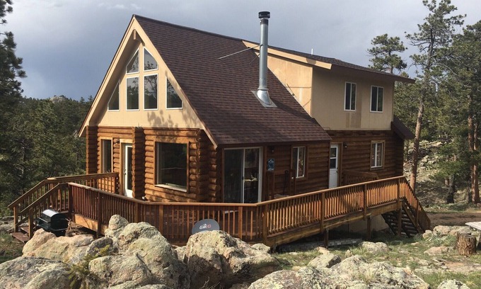Glacier View Meadows House | Mountain Home with Amazing Views!
