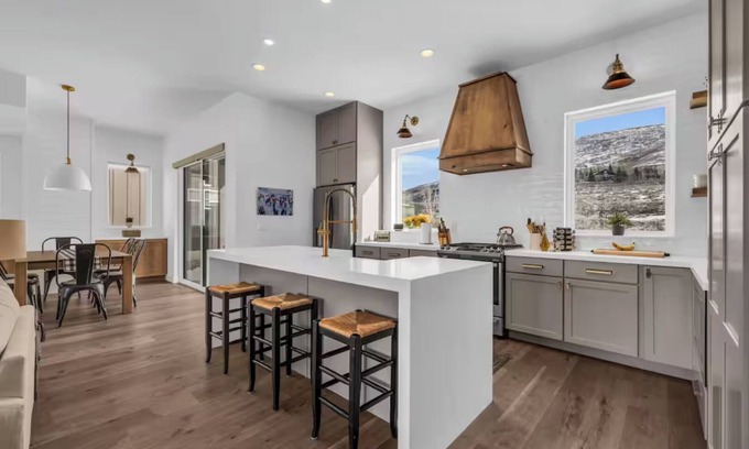 Deer Mountain House | Mountain Lake Getaway - Chef's Kitchen - High End