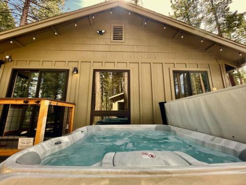 Mountain View Estates House | Mountain Pine Memories - Dogs - Hot tub - E-bikes