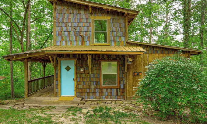 Mountain View Cabin | Mountain View Cabin Near White River: Fish & Float