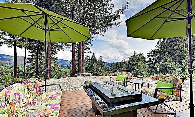 Los Gatos House | Mountain-view marvel with serene outdoor living space