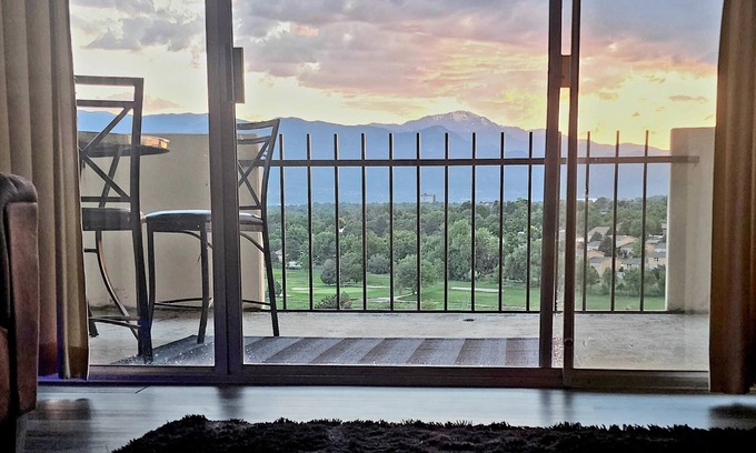 Southeast Colorado Springs Condo | Mountain View! 2 bdrm, full home 10th floor- 48ft balcony in every room sleeps 6