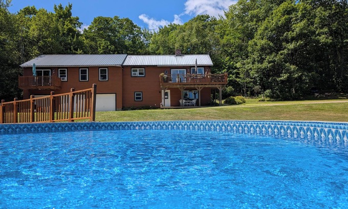 Dedham Apartment | Mountains Edge Suite -Scenic Bald Mtn.- Your MAINE Adventure Begins Here!