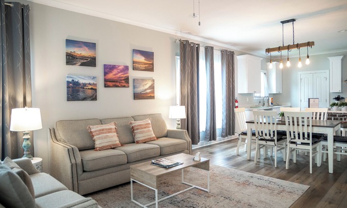 Biloxi House | Ms Annie's Coastal Hideaway - the perfect location in downtown Ocean Springs!