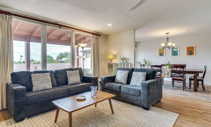 Catalina Del Rey House | Mtn-View Townhome w/Pools: 5 Mi to Sabino Canyon!