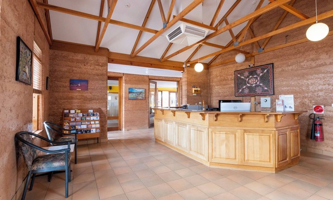 Coober Pedy Hotel | Mud Hut Motel