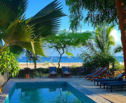 Punta Veleros Hotel | Muelle Viejo Bungalows