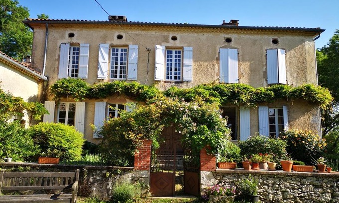 Lagardere Bed & Breakfast | Mulé, Route du Mulé