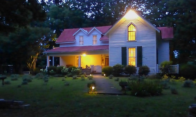 Mulberry Bed & Breakfast | Mulberry Lavender Farm and B&B