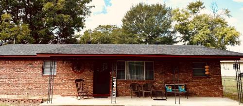 Murfreesboro House | Murfreesboro Wandering Wagon Located in town