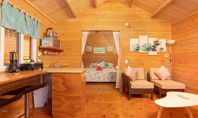 Bouvet Island Cottage | Muri Motu Outlook Cottage 4