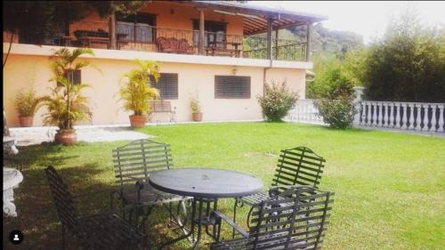 Ejido Villa | Murmullo de Piedra