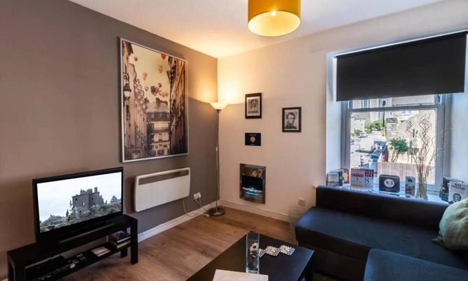 Paisley Apartment | Mycosyapartments 54, 1Br Apartment, Great Location - Paisley