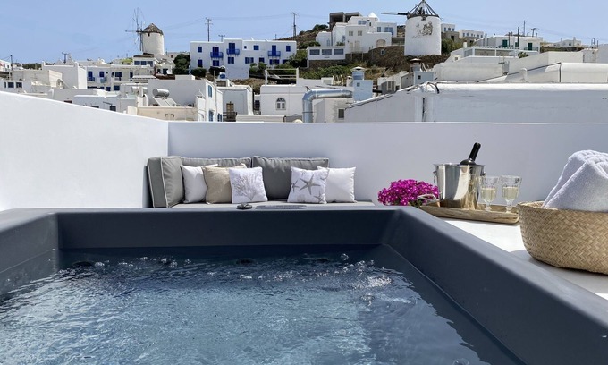 Mykonos House | Mykonos 22, Superb Town Penthouse with Jacuzzi Spa