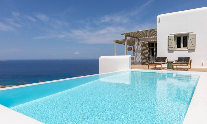 Houlakia Villa | Mykonos 3 BR Luxury Villa, Private Pool, Views!