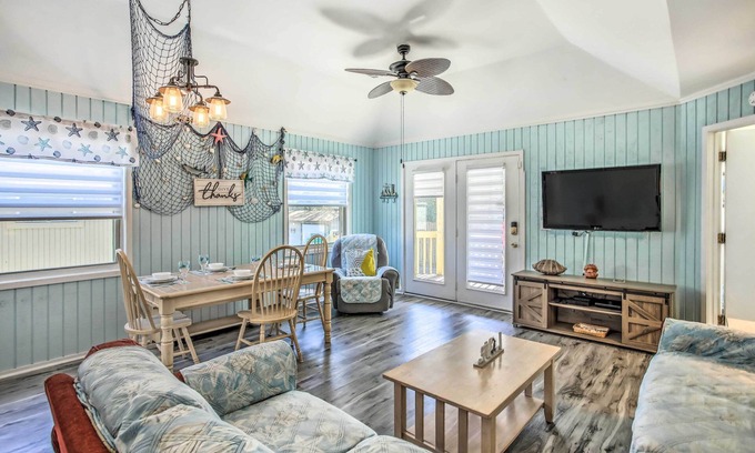 Myrtle Beach Cottage | Myrtle Beach Cottage, Walk to Pools + Beach!
