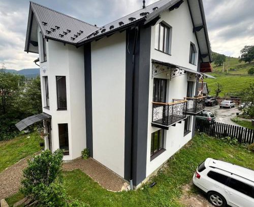 Vorokhta House | Nad Prutom