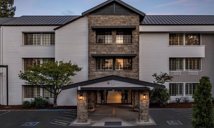 Napa Hotel | Napa Winery Inn