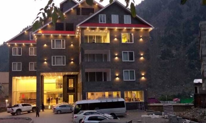 Kohistan Hotel | Naran Creek