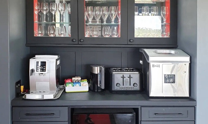 Kenton on Sea House | Nature reserve tranquility by the ocean with Kenton Eco Lodge