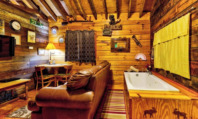 Cherokee Cabin | Nature's Landing Cabin at Panther Creek