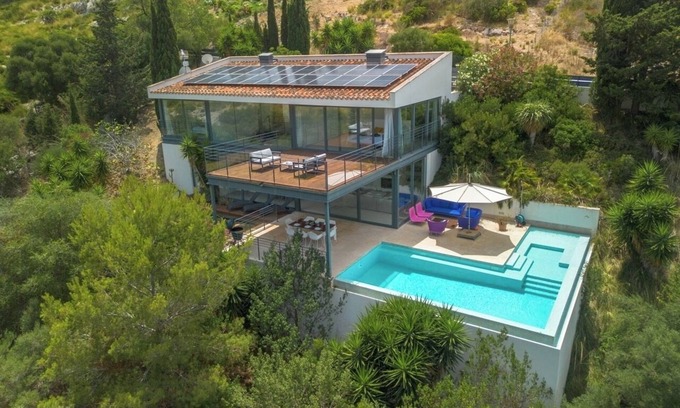 Alcudia Villa | NATURE VILLA BONAIRE - Exclusive villa with infinity pool.