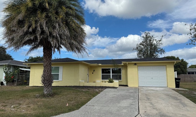 Palm Terrace Gardens House | nCozy Gulf Coast Getaway 3 BR 2 BA house in charming Port Richey with WiFi, AC.