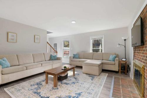 Southwest Raleigh House | Near NC State Campus & Downtown - The Maple Marvel