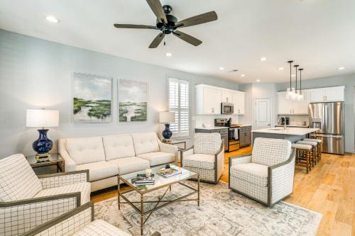 Oxford House | Near Square and Campus Modern Home with Pool Access!