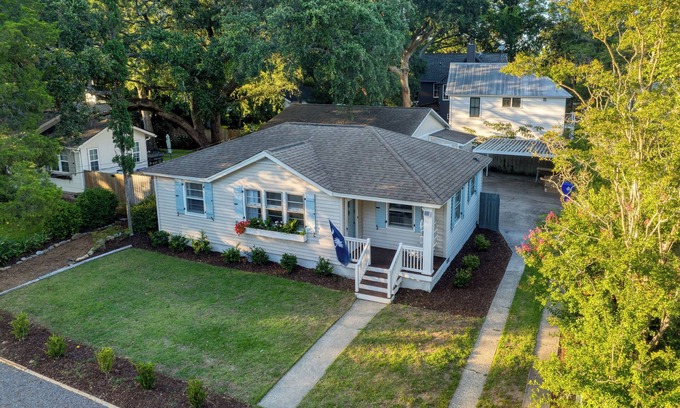 Old Village House | Near Sullivan’s Island & Downtown w/Outdoor Dining | The Arsenal by AvantStay