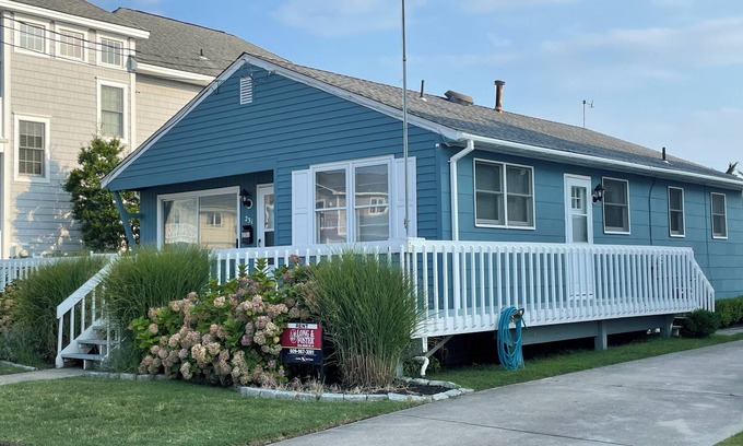Stone Harbor Cottage | Neat as a pin and one of the best deals for a 3 bedroom in Stone Harbor!