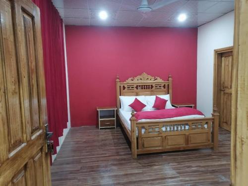 Loralai District Hotel | Neelum Lodges & Khan Shinwari Restaurant