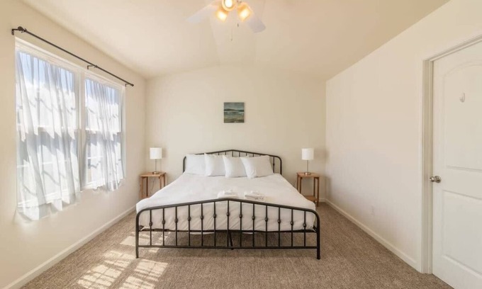 Columbus House | Neighboring Fort Moore - The Modern Guest House