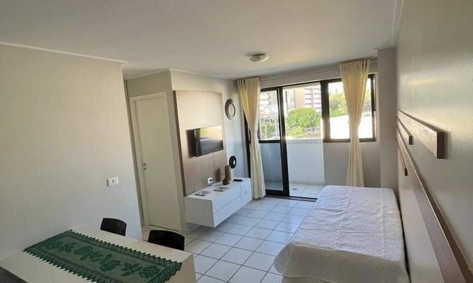 Pajucara Apartment | Neo: Apartment on the Pajuçara seafront.