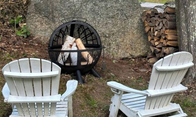 Meredith Apartment | Nestled right between 2 amazing lakes!