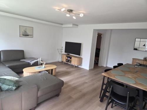 Tarp Apartment | NEU! Moderne Ferienwohnung an der Treene