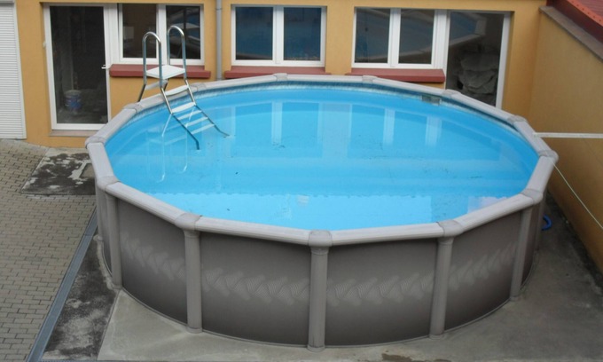 Neuf-Brisach Apartment | Neuf - Brisach vacation apartment with pool
