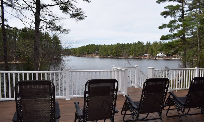 East Wakefield House | New, 2017, Beautiful Belleau Lakefront Home For A Large Family.