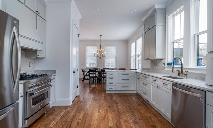 Athens House | *New* 4 Bedroom 3.5 Bath House in Normal Town, Athens Ga!