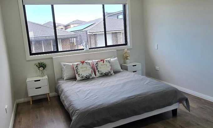 The Ponds Villa | New 5x bedroom The Ponds House