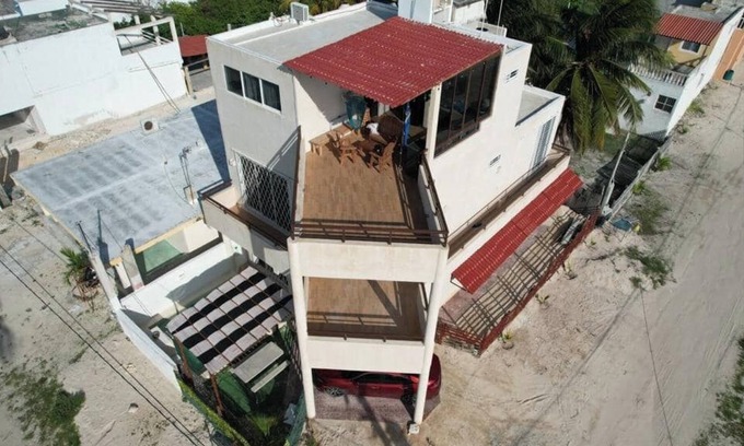 Chuburna Puerto House | New beach house at steps to the beach 100% chukum building to keep it fresh