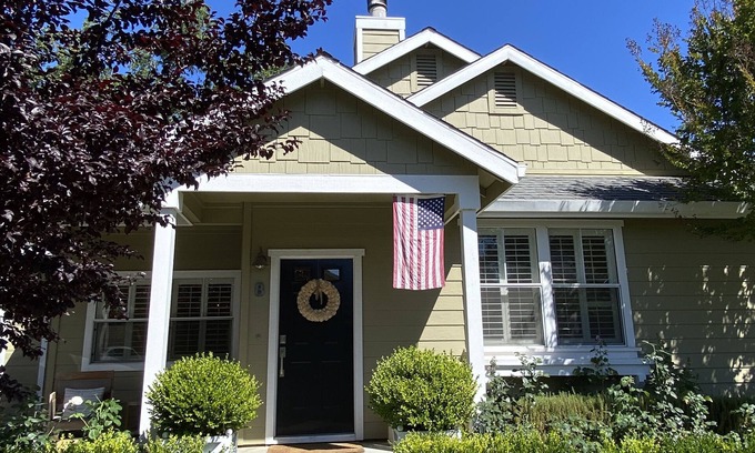 Yountville House | NEW! Beautiful Home in Heart of Napa Valley