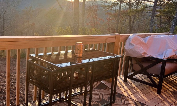 Lake Lure Cabin | New Boho Chic 1.5 Bedroom Cozy Lake Lure Cabin